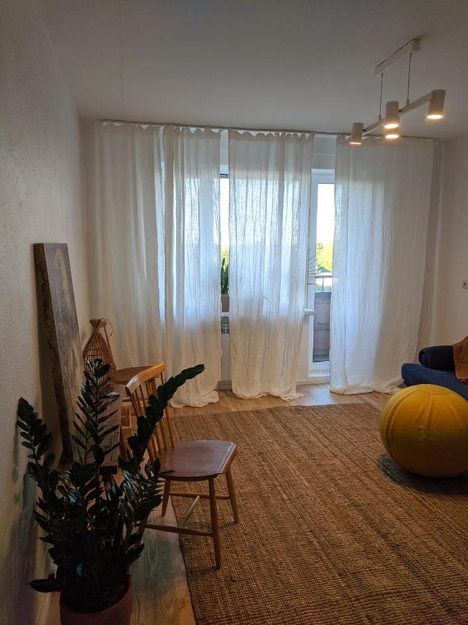 Odus Korter Roheluses - A Cozy In A Greenery - Contactless Check-in Apartment